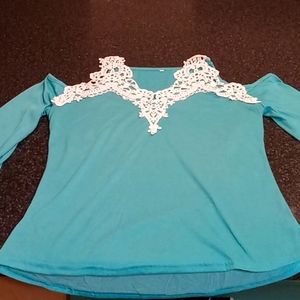 Beautiful Teel blouse. Worn one perfect condition